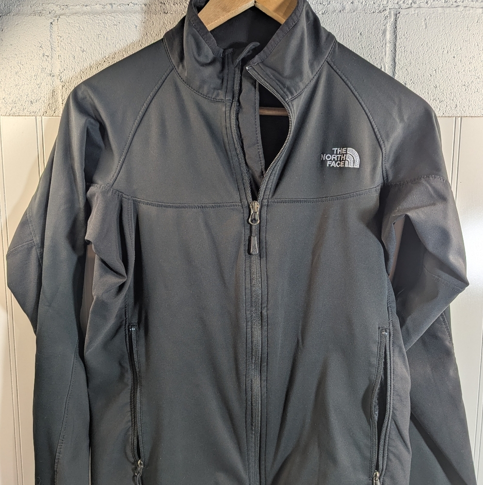 The North Face Women's The Windstopper Black Jacket Size Medium